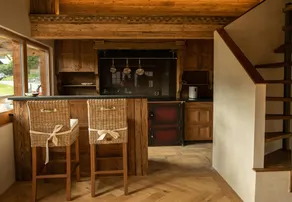 Chalet Annabelle with fireplace, hot tub and sauna - Image 2