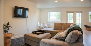 Wine Country Guest House - Image 5