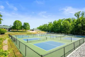 Forest Getaway & Golf; Lake Monroe; IU - Image 2