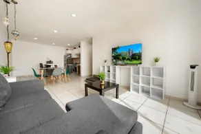 Garden View (Ground Floor) - Image 2