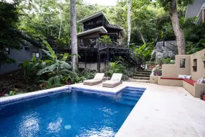 House of Light/ SALT POOL/ 10 minute walk to beach - Image 2