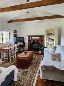 Riverside Cottage - Image 3