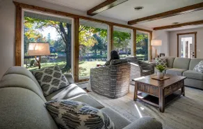 Downtown Waterfront, Wildlife, 2 King Bedrooms - Image 3