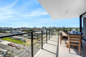 Spacious & Stylish 3BR Apt w/ Balcony & Parking! - Image 5