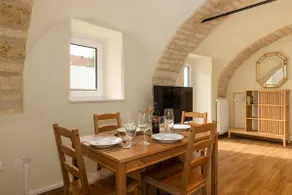 Konstant Living 3 | Quiet 5-person apartment - Image 3