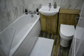 Luxury 2 bed house in Dartford, United Kingdom - Image 3
