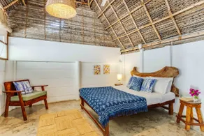 Beach Villa w/ Garden, Rooftop & AC rooms - Image 3