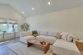 Modern Downtown Oasis with Fire Pit - Image 3