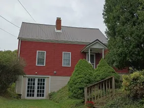 Yew Arbor Cottage - Image 2