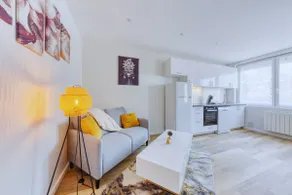 Le Five - 3 Min from Massy TGV Train Station - Image 2