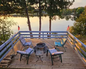 Cozy Cottage on Black Lake - Image 4