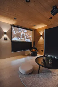 Romantic Chalet - Private Hot Tub + Sauna - Image 4