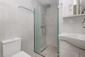 Grand View Apartment! - Image 4