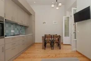 Grand View Apartment! - Image 5