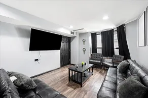 Fun Group Getaway with Arcade+ Sleeps 12 near DT - Image 2