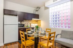 Bright 1BR Apt in Niagara Falls and Scenic Stay - Image 2
