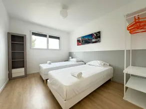 House 8 beds Outdoor Parking, Air Conditioning - Image 5