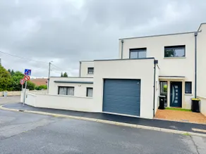 House 8 beds Outdoor Parking, Air Conditioning - Image 3