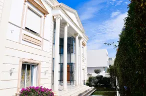 Villa L'Orchidée - Pool, Elevator, Lake View - Image 2
