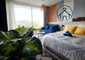 Deluxe Loft 1 block from the sea/balcony/Spa/Gym/Pool - Image 2
