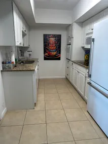 Seaside Bliss 2BR Condo - Image 5