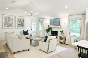 4br|3ba, renovated, spacious, outdoor fireplace - Image 2