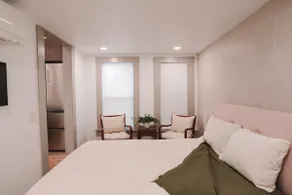 Walnut Street Retreat - Image 4
