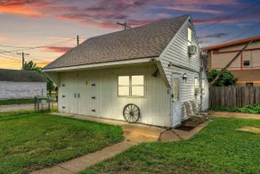 Carriage House -Private Comfy 2 Bedroom Kg bed - Image 2
