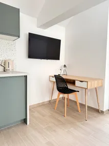 Quiet studio apartment in Massy center, RER B/C – Paris 30 min - Image 5