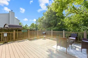 10 mins to Speedway! 5 Bed 3 Bath Pet Friendly - Image 3