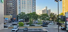 Damot- King Bed, Perfect Location, Large 2BR+2Bath - Image 2