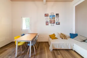 Gray Apartment with 4 beds - Image 4