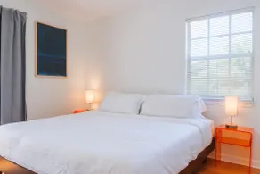Thornton Park Luxury Loft | Free Prkg | Balcony - Image 4