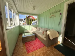 Farmhouse centrally located at OSL! - Image 5