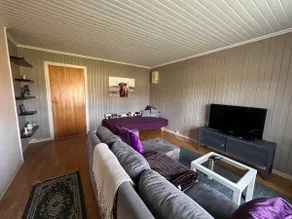 Farmhouse centrally located at OSL! - Image 2