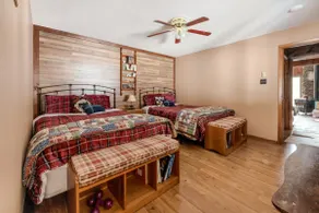 The Luxury Cabin at Deep Hollow - Image 5