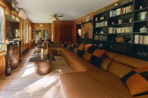 The Luxury Cabin at Deep Hollow - Image 4