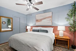 Stylish Downtown Cary ranch with fenced yard - Image 2