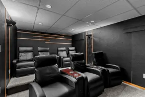 Theatre Room|Hot tub|Firepit|Grill|Waffle Bar|Pets - Image 2
