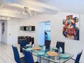 Spacious 4BR • Grand Terrace & Cathedral View - Image 4