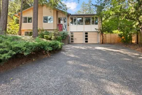 10% Off - Large Cozy Home w/ HotTub-10minsfromUofO - Image 5