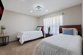 Amazing 3 Bdr Retreat in Oak Cliff • Bishop Arts! - Image 5