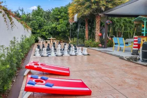 Palmetto Bay Tropical Home w/ Pool_BBQ & Game Room - Image 3
