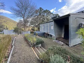 The View House Warburton - Image 5