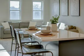 Nebraska Luxe: Modern Comfort in the Heartland - Image 2