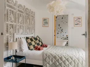 Victorian Rose Garden Maisonette - Image 2