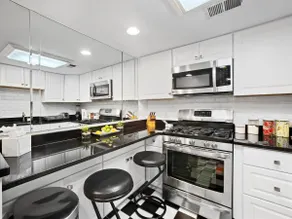 Washington, DC's Finest Address - Image 5