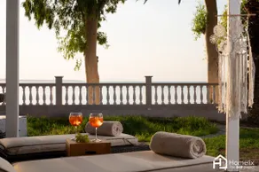 Sandy Suite - seafront & luxury - Image 4