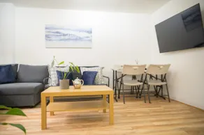 Silver King Suite Withington | Free Park Sleeps 6 - Image 5