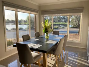 Modern waterfront escape near Shepparton - Image 4